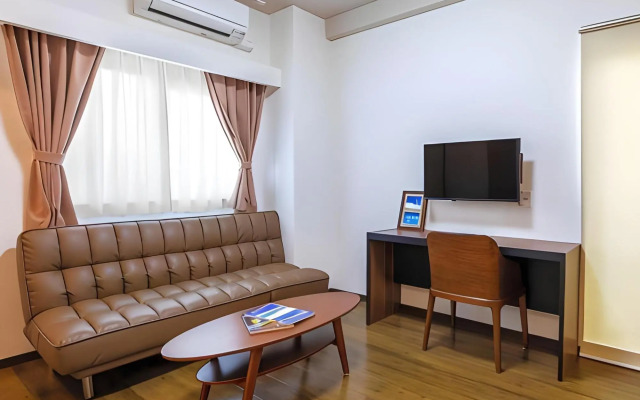 CONDOMINIUM HOTEL Riyuka in KADENA 1