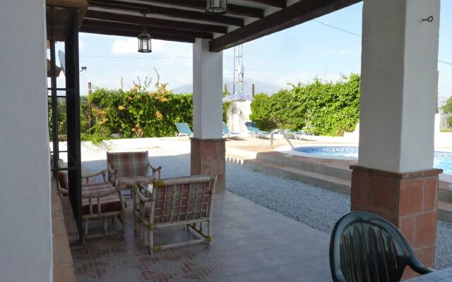 Malaga 101846 3 Bedroom Holiday home By Mo Rentals