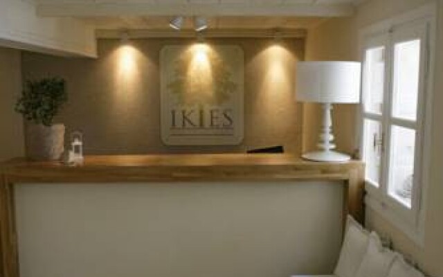 Oikies Small Elegant Houses