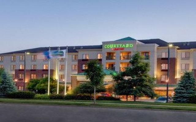 Courtyard by Marriott Madison East