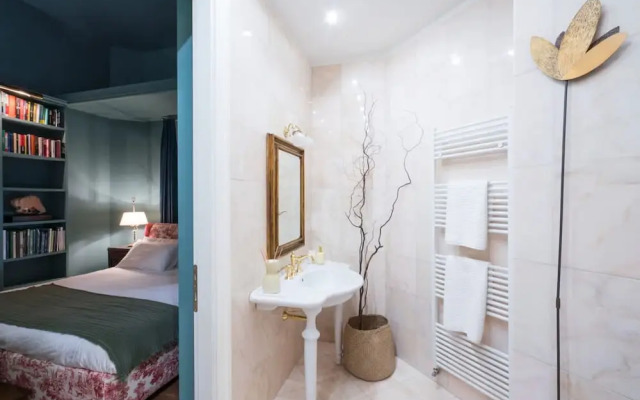 Charming 1BR Suite in Revislate