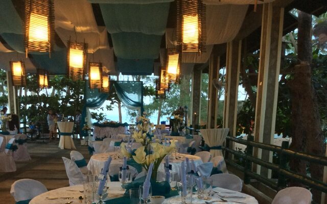 Blue Pavilion Beach Resort
