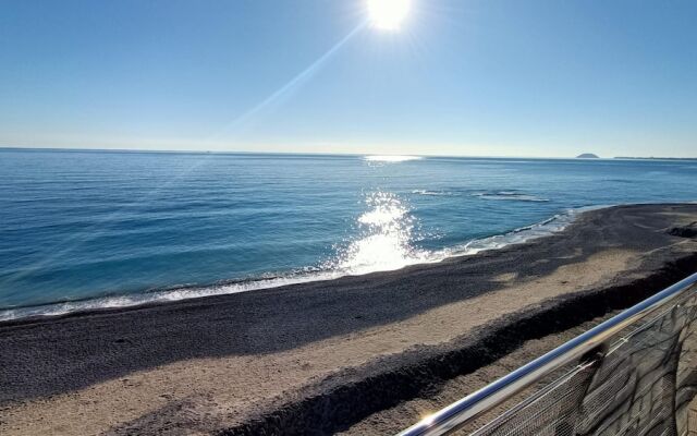 Matteotti 7 Frontemare