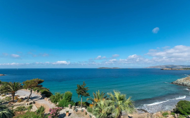 Aneroussa Beach Hotel Hotel