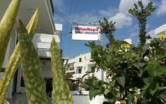 G Papanicola Tourist Apartments