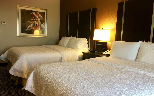 Hampton Inn & Suites Tulsa/Central