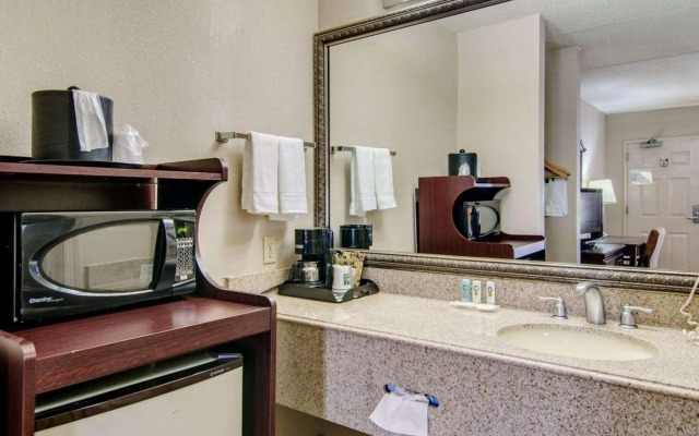 Quality Inn Salem - I-81