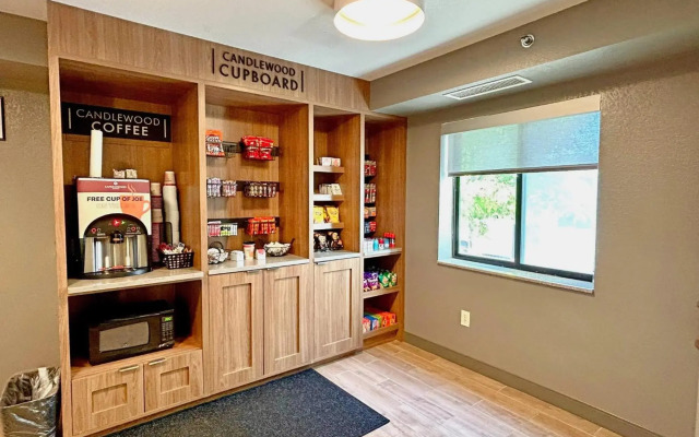 Candlewood Suites Indianapolis Downtown Medical District by IHG
