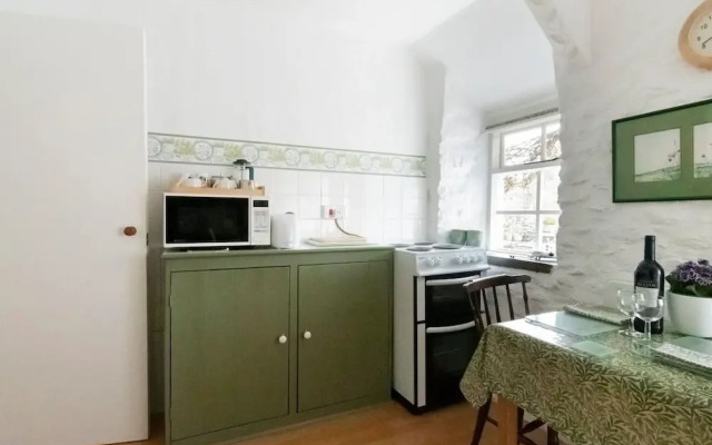 Secluded Holiday Home in Ceredigion With Garden