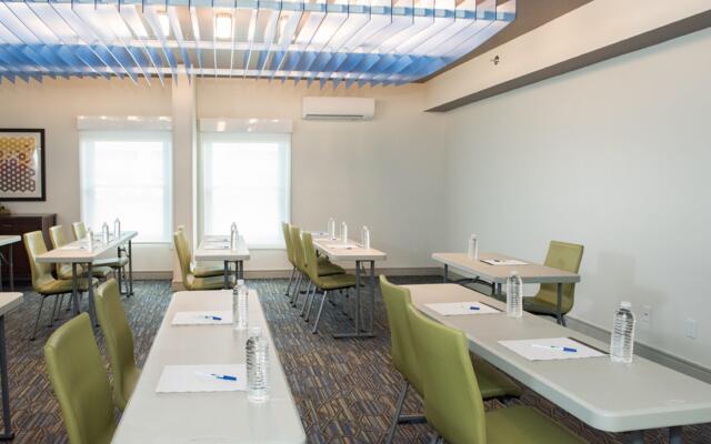 Holiday Inn Express Moss Point by IHG