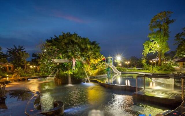 Longshan Hot Spring Hotel