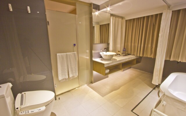 Newful Hotel