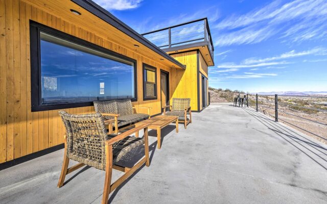Hilltop Oasis w/ Sweeping Landscape Views