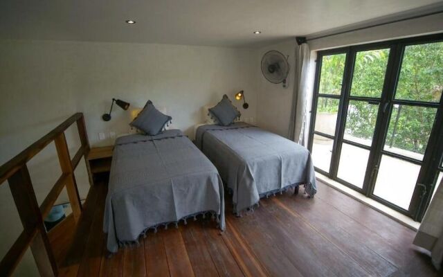 Jungle Mansion & Cuisine