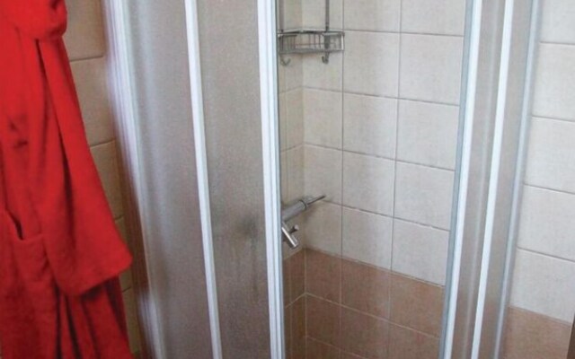 Amazing Home in Theologos with Hot Tub, WiFi & 6 Bedrooms