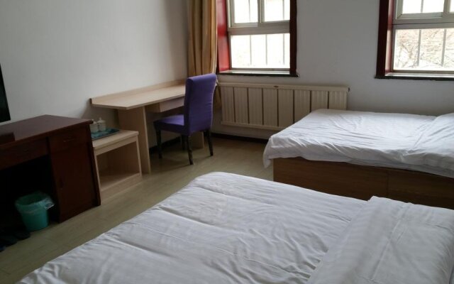 Dalian Golden Beach Swan Lake Hotel