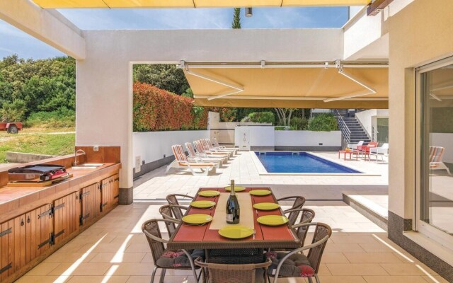 Nice Home in Pula With Wifi and 4 Bedrooms