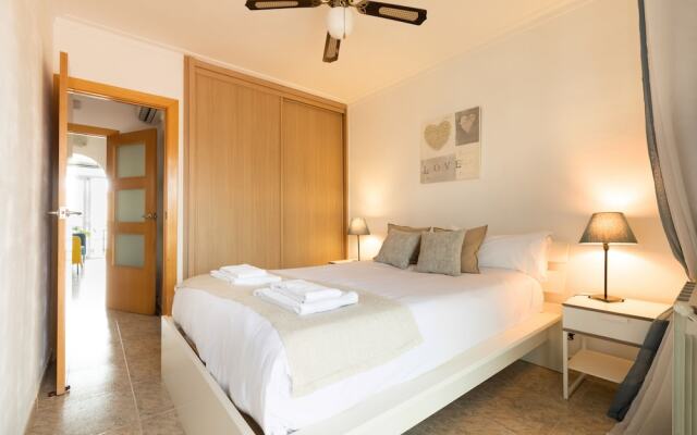 Castelldefels Beach Apartment