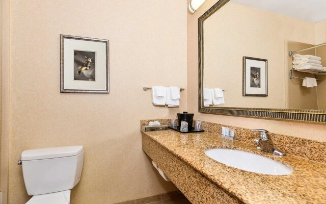 Sleep Inn & Suites Near Joint Base Andrews - Washington Area