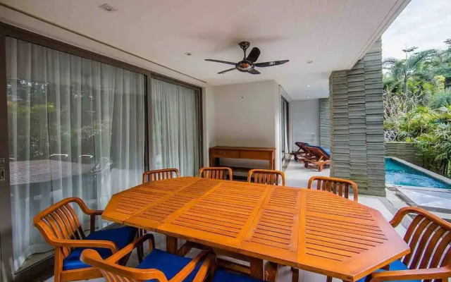 Beachfront 3br Luxe Plunge Pool On Naithon Beach