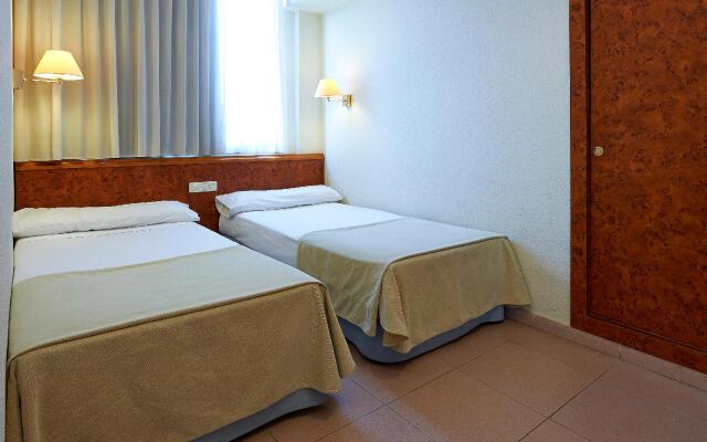 Hesperia Sant Joan Suites