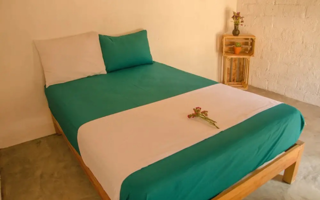 Alebrijes Surf House - Adults Only
