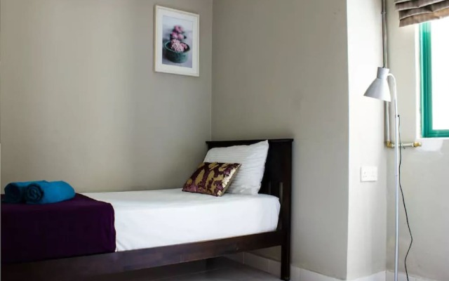 Luxurious Condo Near Gurney