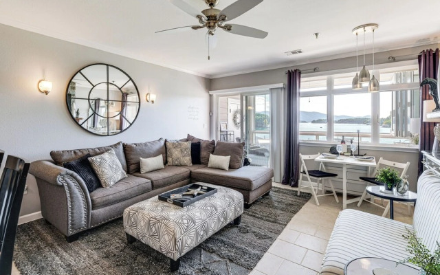 Beach + Pool Access: Smith Mountain Lake Getaway!