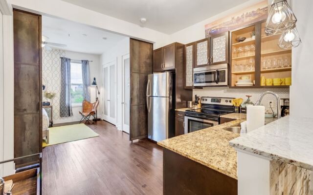Dream Condo in Desirable West End!