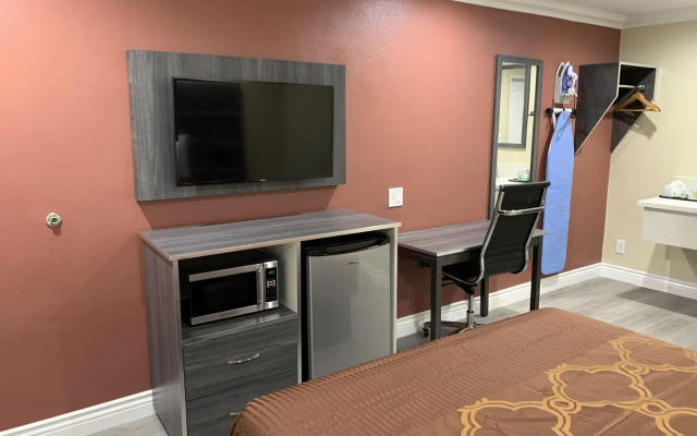 Pacific Inn Anaheim