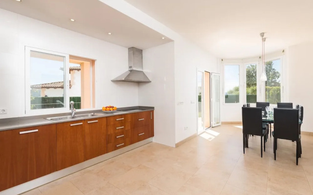 Talaiot 25 in Inca With 4 Bedrooms and 3 Bathrooms