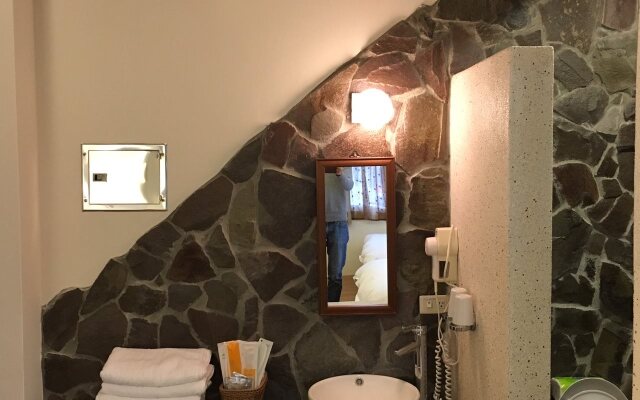 Choclatte B & B