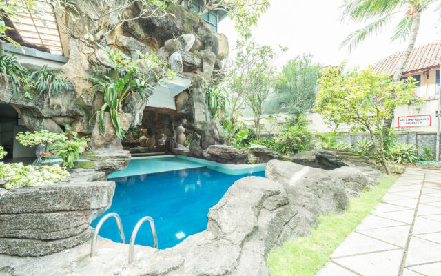Airy Legian Double Six Arjuna 75A Kuta Bali