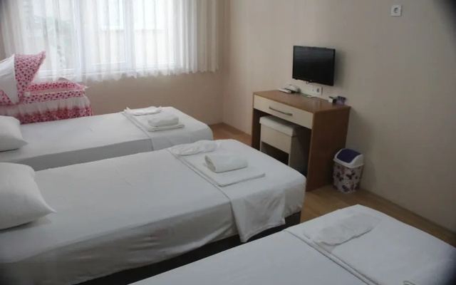 Marti Hotel