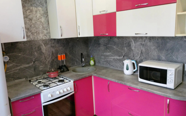 Apartments on 62A Zemlyachki Street