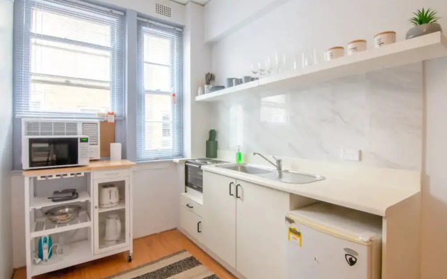Stylish Studio Apartment In Surry Hills
