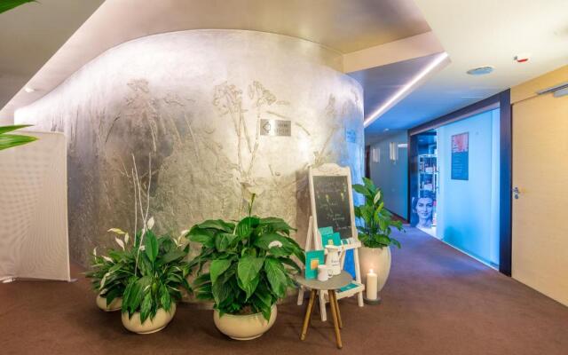Niebieski Art Hotel & Spa
