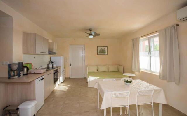 Apartments in Rab - Insel Rab 42670