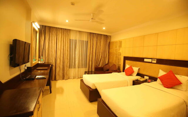 OYO Premium Brigade Road