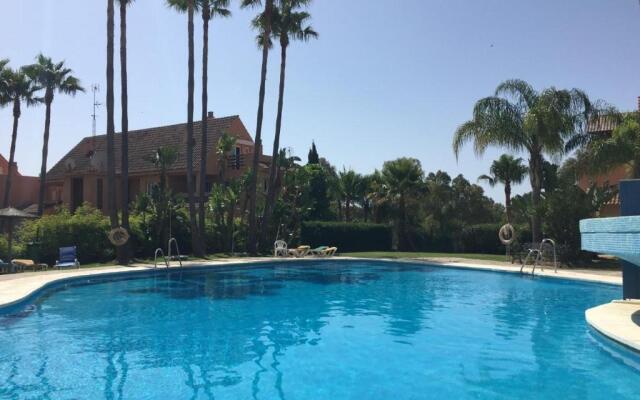 2236-Lovely groundfloor with pool view