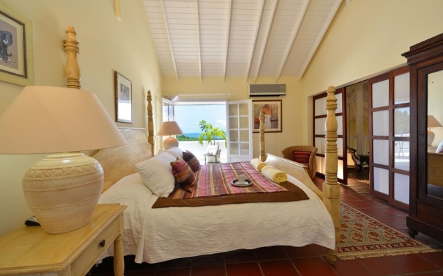 Tropical Villa w/ Pool in Exclusive Enclave, AC, Free Wifi, Pool, Concierge Service, Near Beach! — фото 4