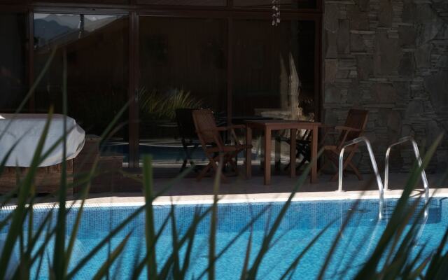 Red Rock Hotel