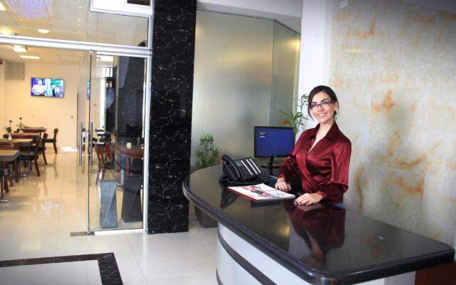 Prince Hotel