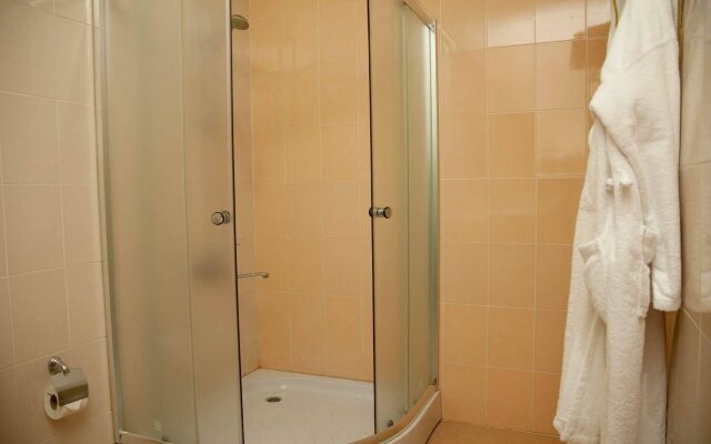 Askar Hotel