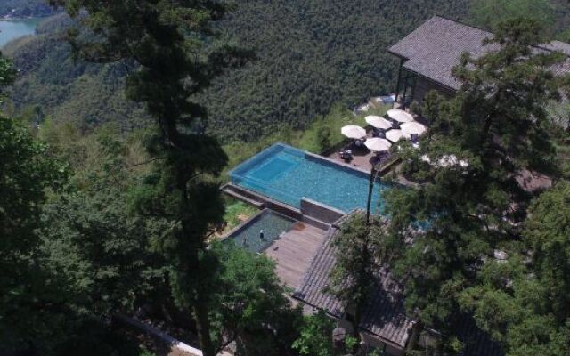naked Castle Resort