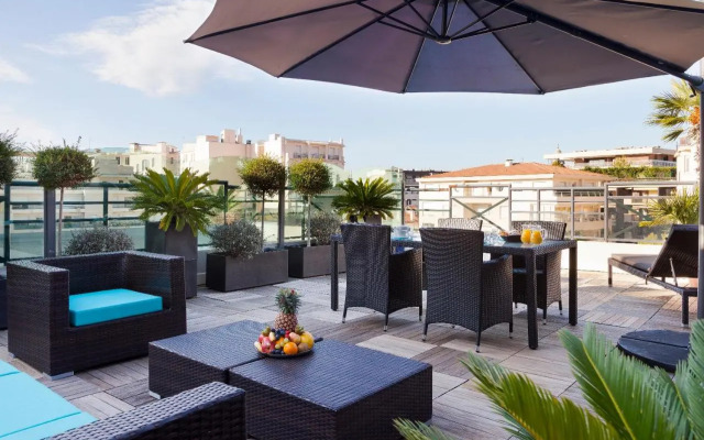 Park and Suites Prestige Cannes Croisette Hotel