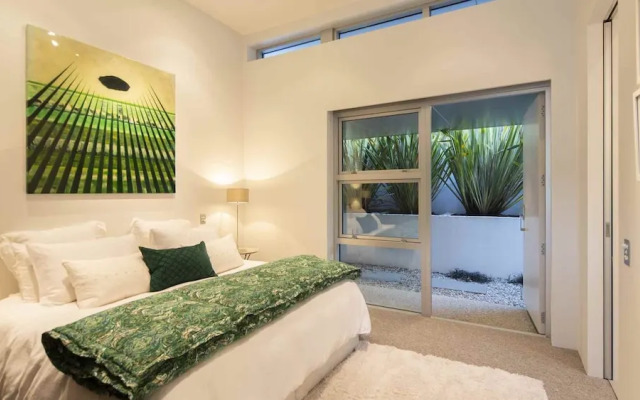 Supreme Lakefront Luxury Villa