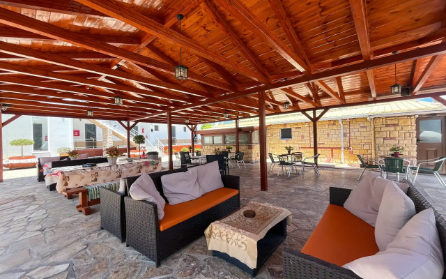 Pettas Apartments