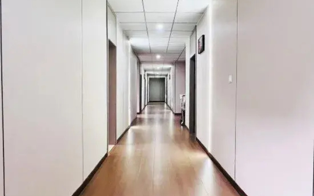 Huayang Hostel