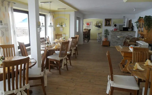 Hotel Alpina